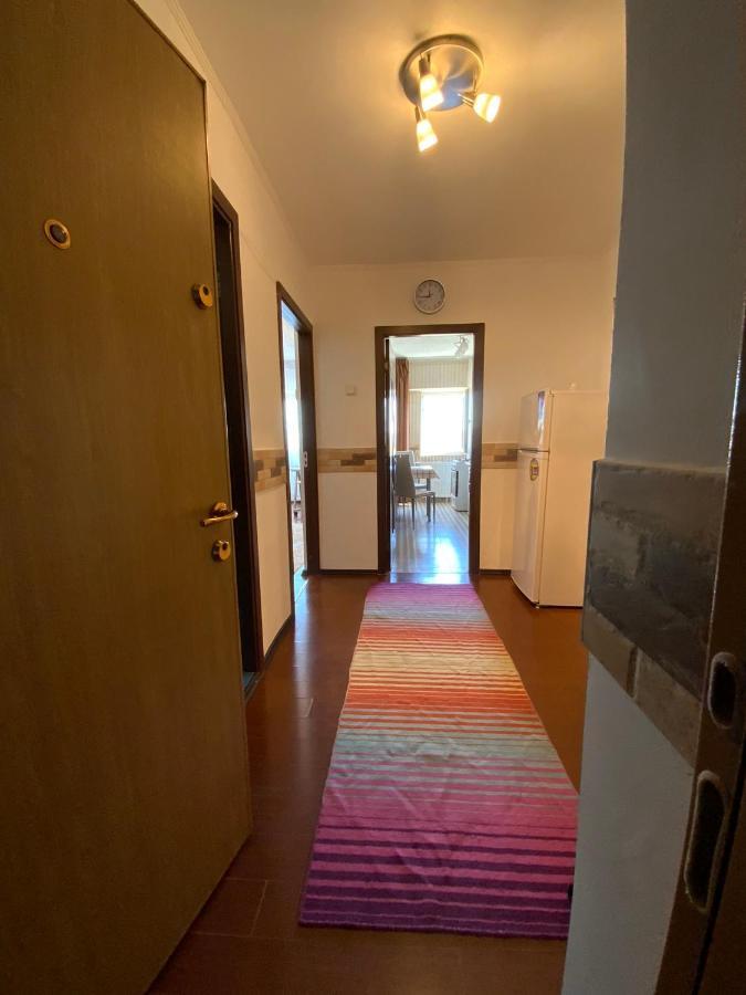 Le Garcon De Adi-Cosy,Quiet,Spatious Studio Bucarest Exterior foto